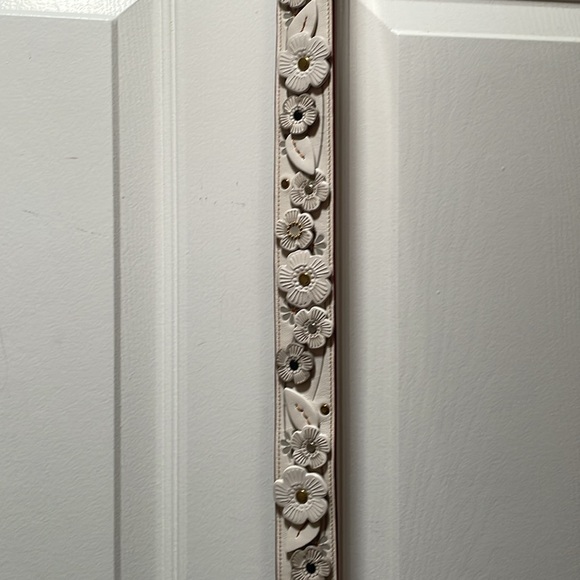 Coach Tea Rose Strap! - Picture 9 of 10